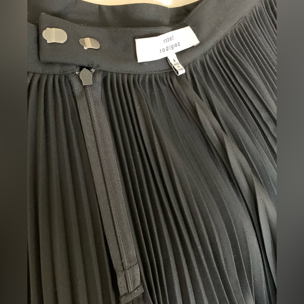 NWT Robert Rodriguez: Designer Black Pleated Skirt, White Lace, Midi Length 8 - Picture 9 of 10